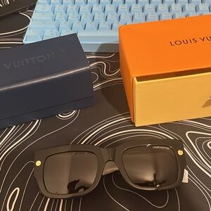 Louis Vuitton Black Square Sunglasses